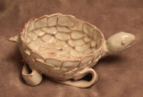 Pottery turtle sculpture - turtle, /